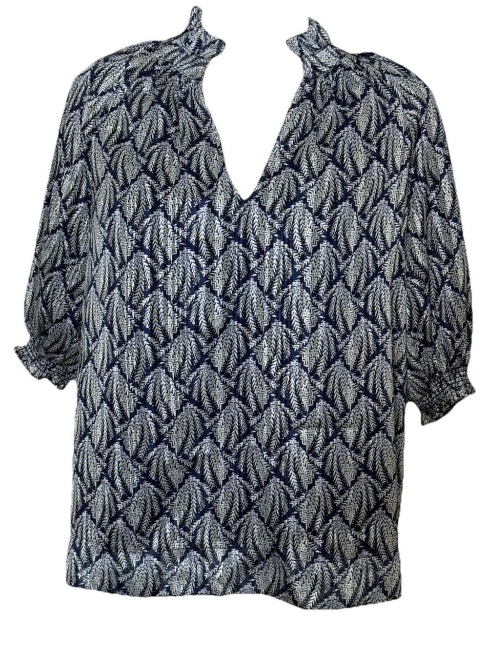 Avara Navy Coraline Printed Top size Small NWT